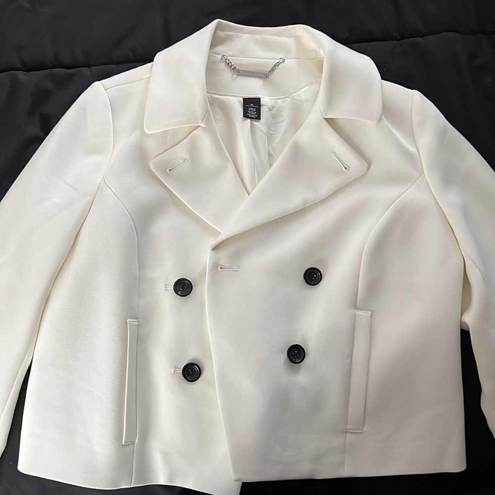 New without tags White House black market jacket